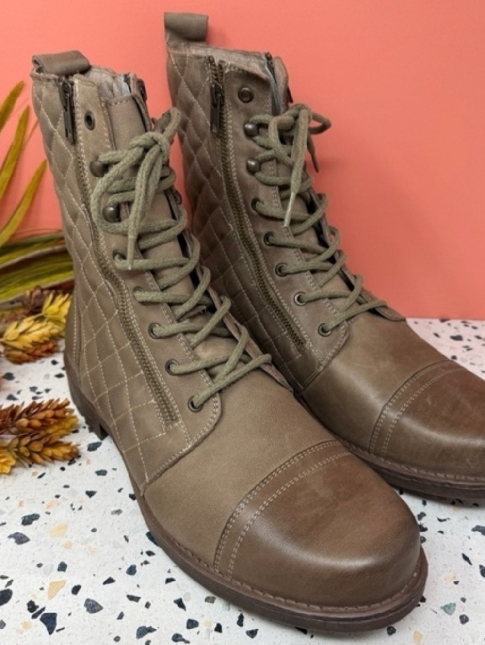 NEW Steve Madden ROUGHH Taupe Leather Quilted Combat Style Boots
